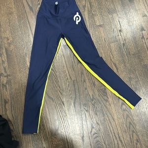 Peloton Show Up Rib Legging Navy and lime green